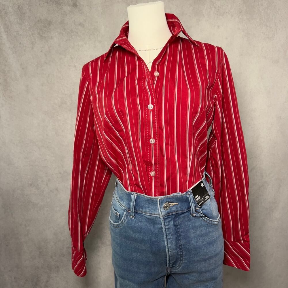 Wrinkle Free Women's Red White Striped Button Down Top Size Small